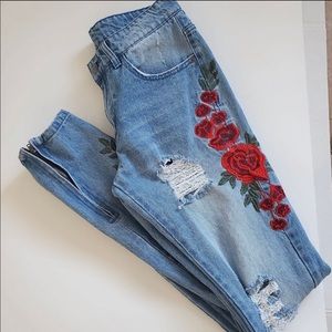 Men’s Young and Reckless Jeans Size 31